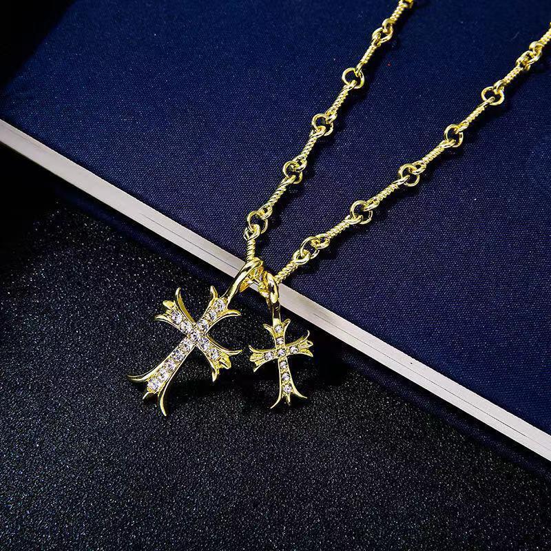 Pendentif croix bijoux intemporel - Boutique ÉclatsChic 1093306EFDF34BF6A37FAD93EACE37A2 11.00 EUR Bijoux mixte