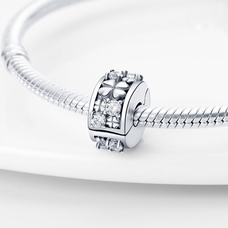 Fermoir trèfle à quatre feuilles – Accessoires DIY pour bijoux | Cuivre plaqué argent 925 | Breloque porte-bonheur